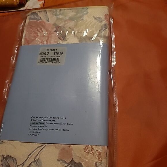 Villager Napkins  - Picture 2 of 3